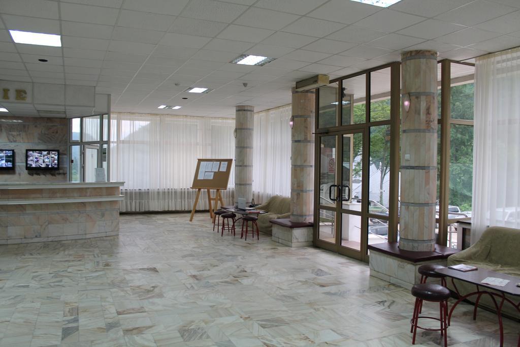 Venus Hotel Slanic Moldova Ngoại thất bức ảnh